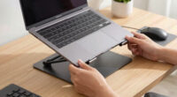 How to Choose Adjustable Laptop Stands For Desks